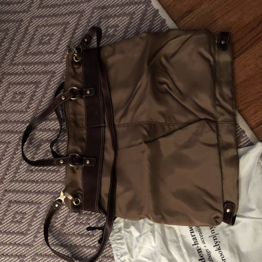 Travel bag